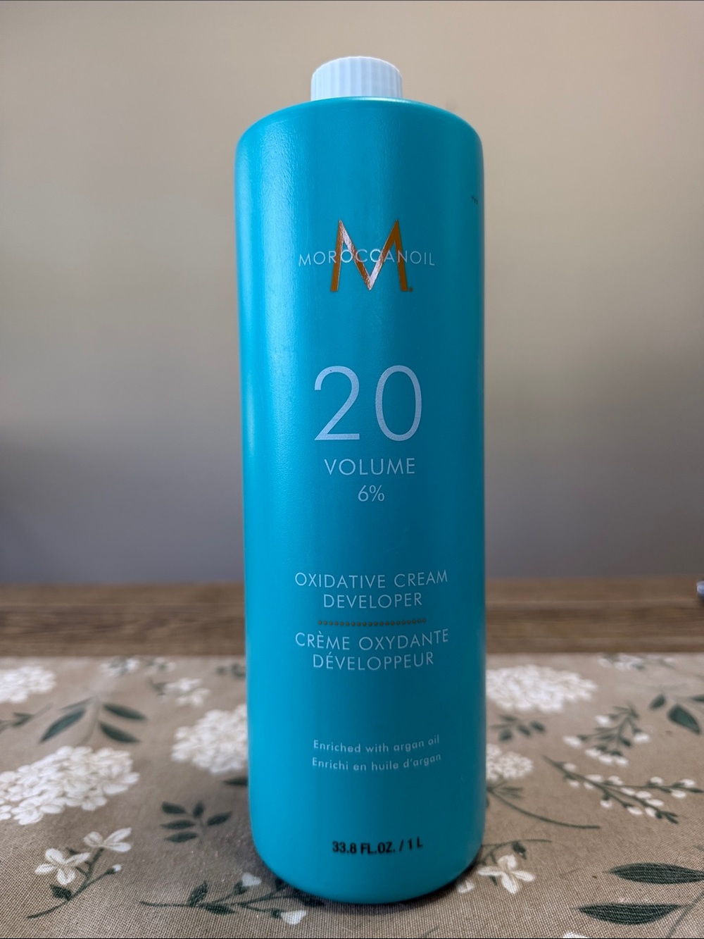 Moroccanoil 20 Volume Oxidative Cream Developer Made in Italy 33.8 Fl Oz Huge!